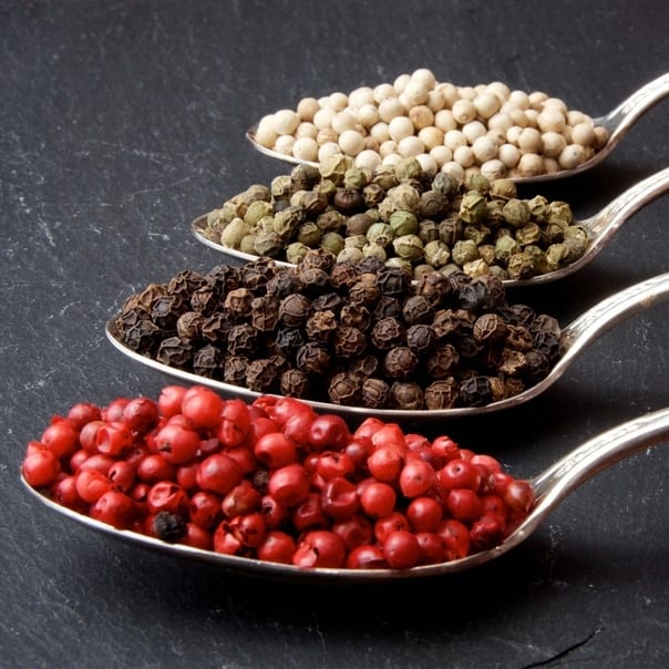 Black pepper &#8211; description of the spice. Health benefits and harms