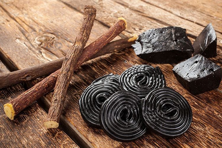 Licorice &#8211; a description of the spice. Health benefits and harms