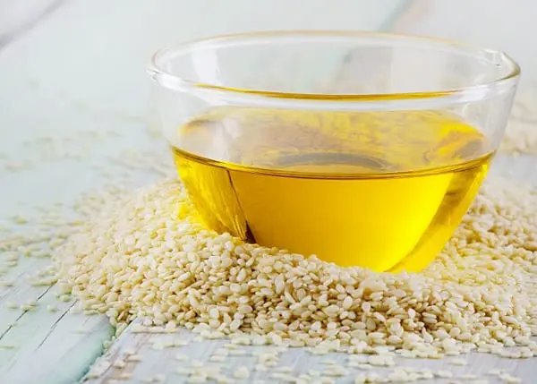 Sesame oil &#8211; oil description. Health benefits and harms