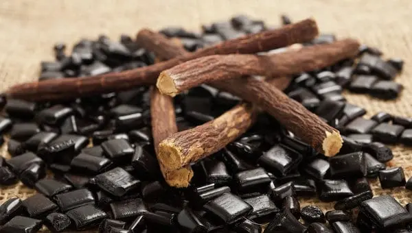 Licorice &#8211; a description of the spice. Health benefits and harms