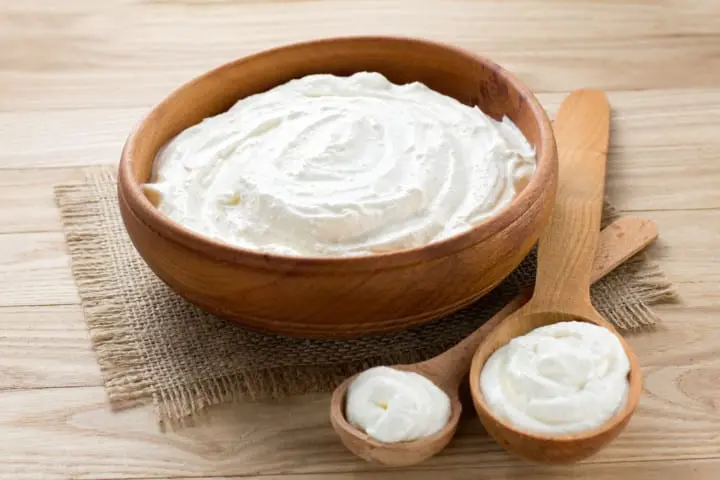 Sour Cream 25% &#8211; calorie content and chemical composition