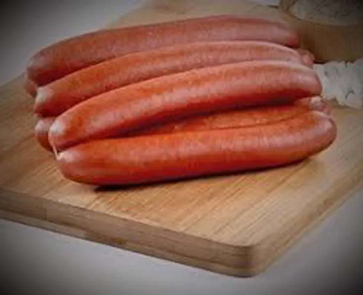 Beef Frankfurters &#8211; calorie content and chemical composition