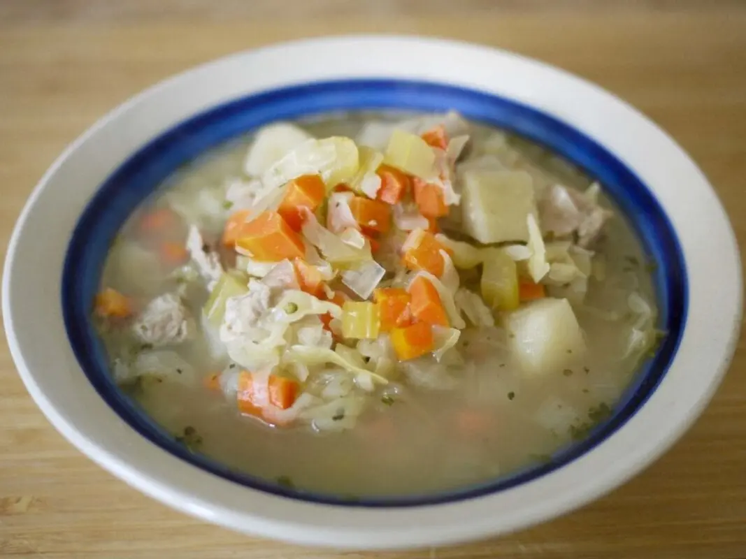 Sauerkraut Soup  &#8211; calorie and chemical composition