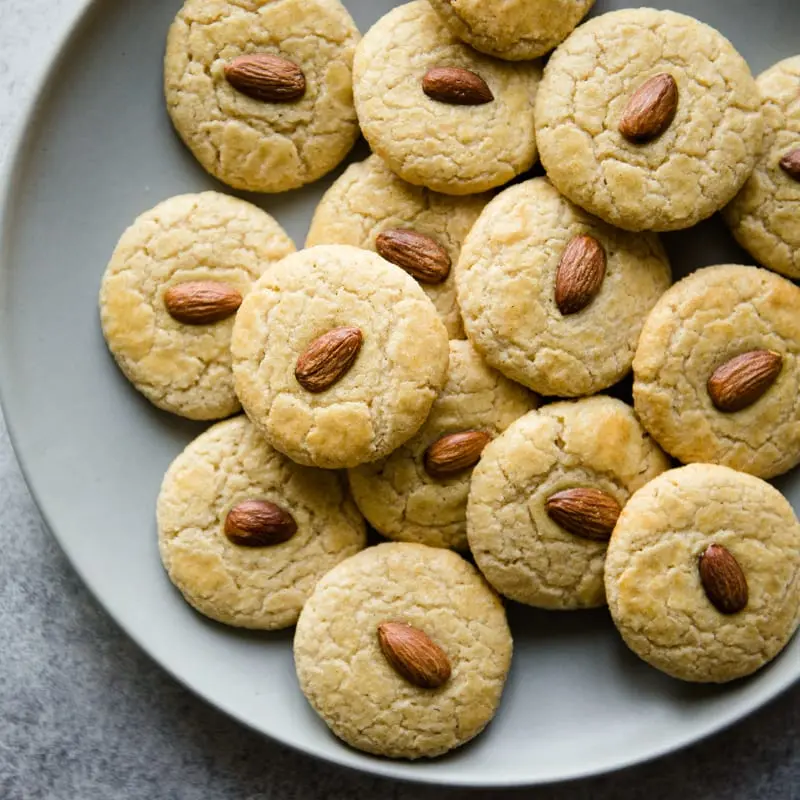 Almond cookies &#8211; calorie content and chemical composition