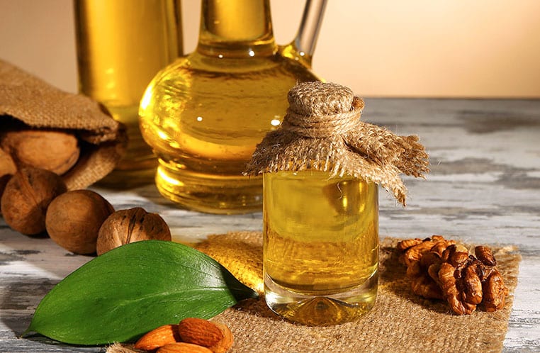 Walnut oil &#8211; description of the oil. Health benefits and harms