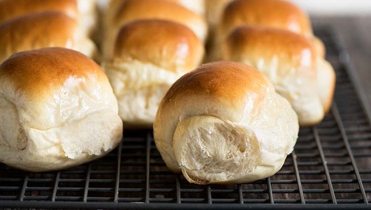 Milk rolls &#8211; calorie content and chemical composition