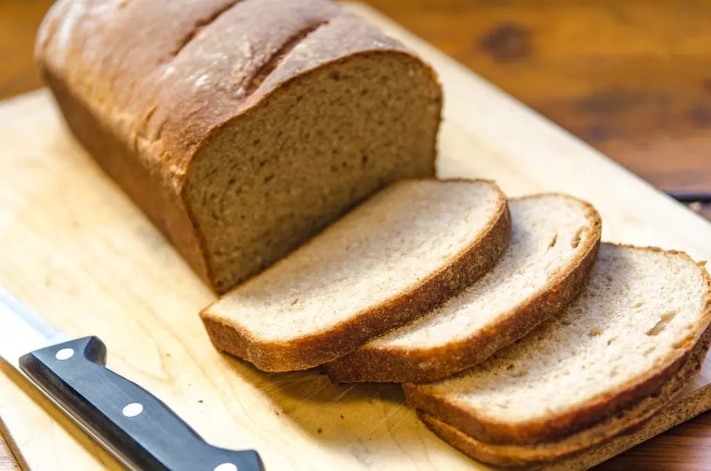 Whole wheat Bread &#8211; calorie content and chemical composition