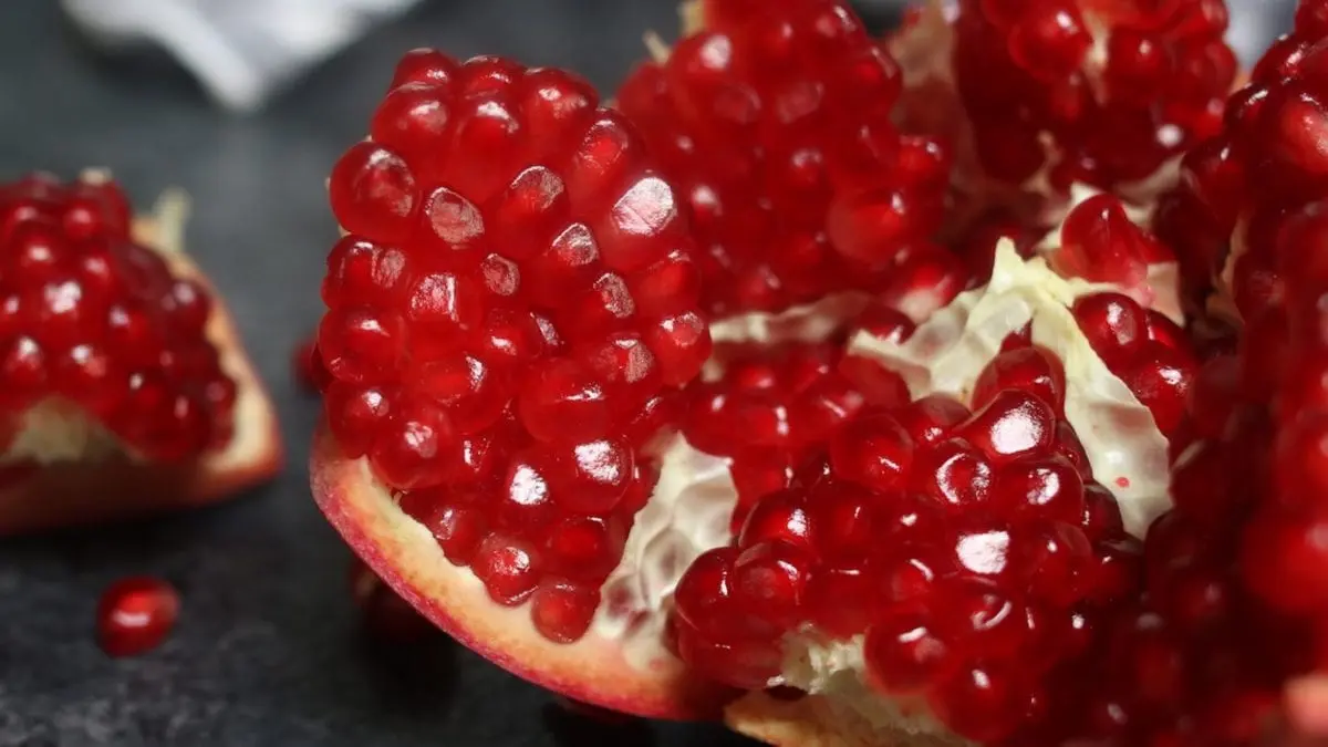 Pomegranate &#8211; calorie content and chemical composition