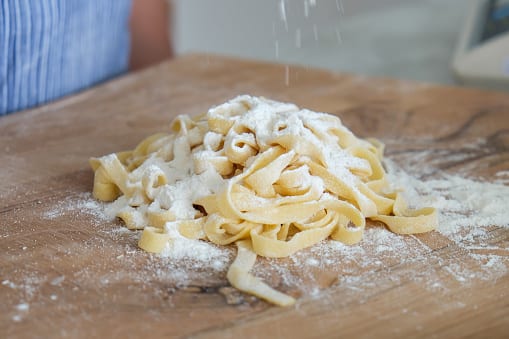 Pasta (flour h/g) &#8211; calorie content and chemical composition