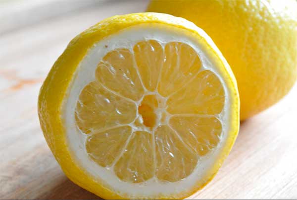 Lemon &#8211; calorie content and chemical composition