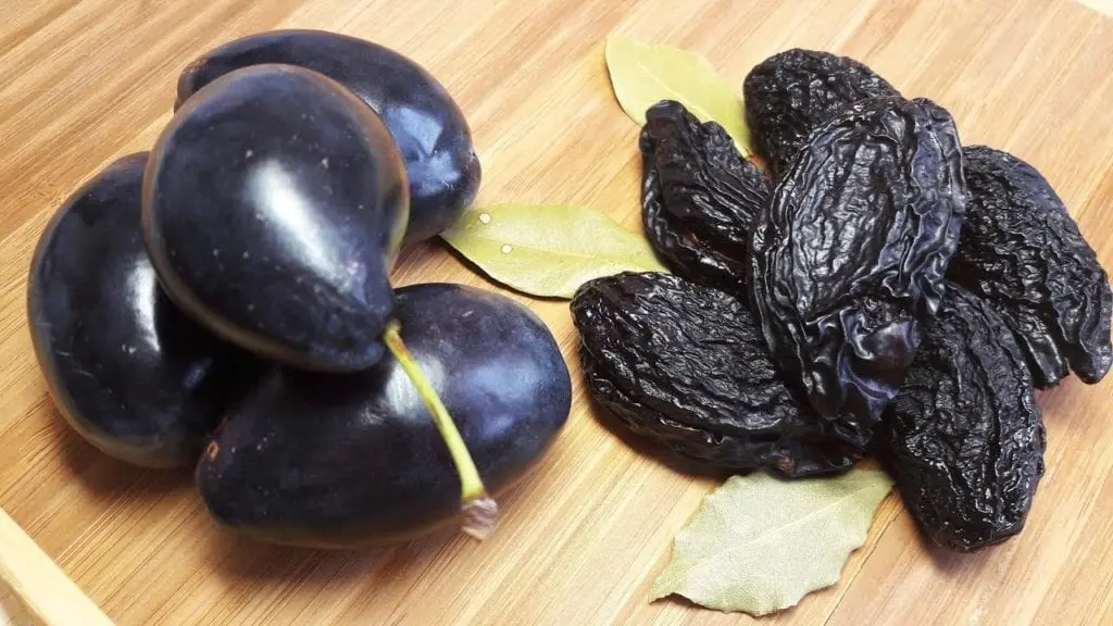 Prunes