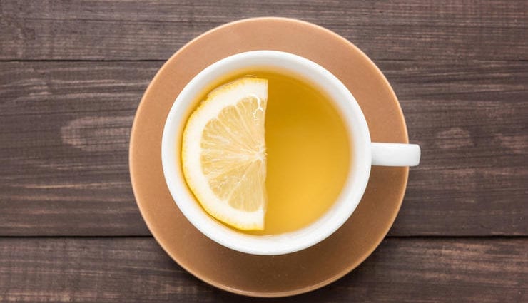 Корисни лимуни: како чај убија витамин Ц.