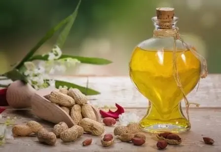 Peanut oil &#8211; description of the oil. Health benefits and harms