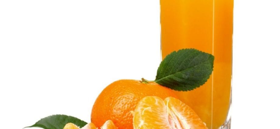 Zume de mandarina: contido en calorías e composición química