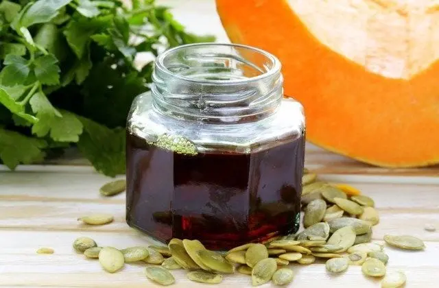 Pumpkin seed oil &#8211; description of the oil. Health benefits and harms