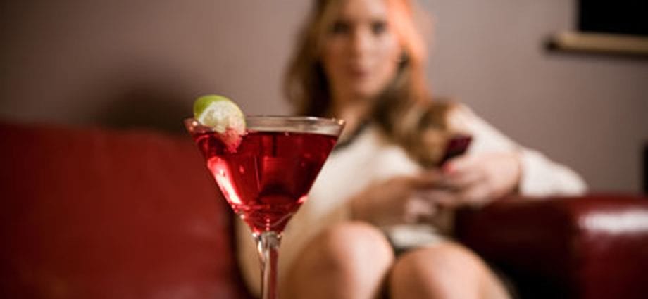 Опасности од алкохола за жене