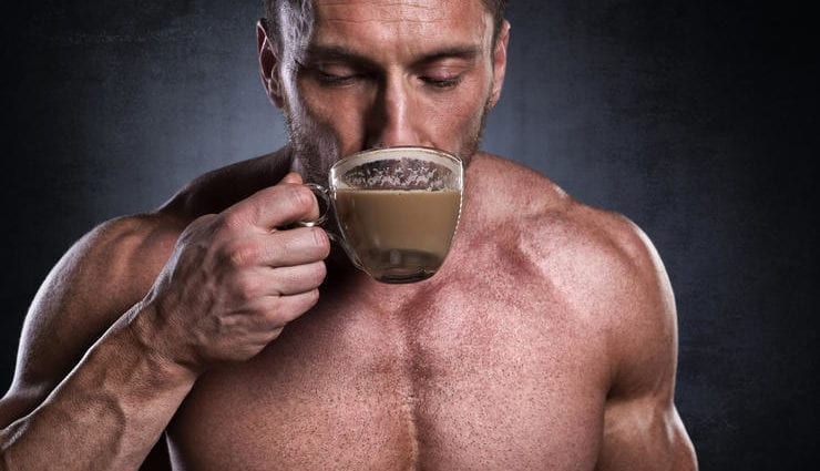 Cosa rende una tazza di caffè bevuta prima dell'esercizio con il tuo corpo