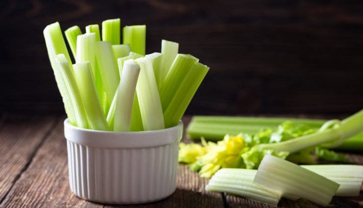 Minus 7 pounds in 2 weeks: how to lose weight with celery