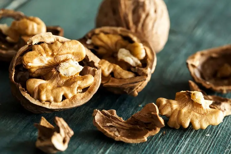 Why is it so important to eat walnuts