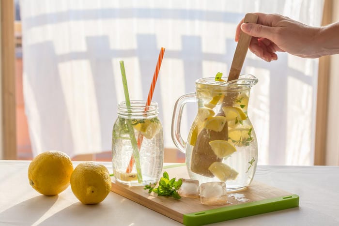 9 useful properties of lemon juice, which everyone should know