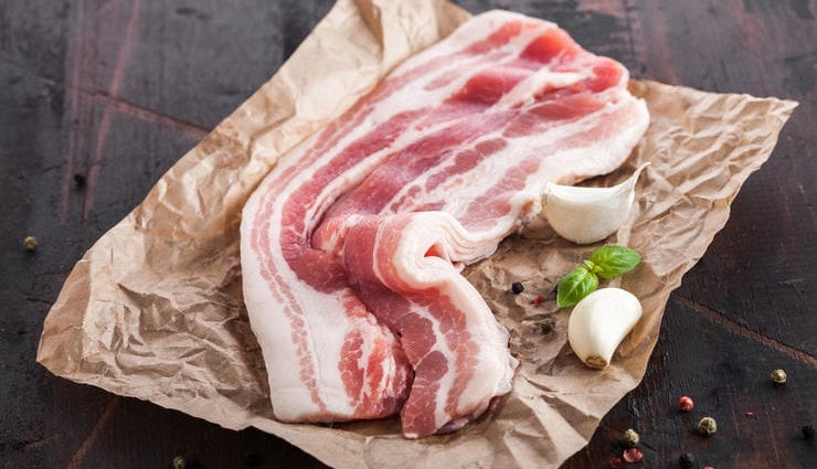 ماذا يحدث في الجسم عند تناول شحم الخنزير