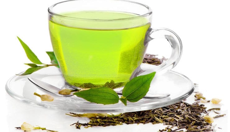 Primo non nuocere: quanto tè verde bere al giorno