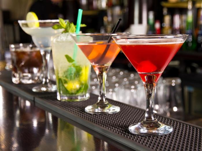 Friday: 5 alcoholic beverages, the most dangerous for your figure