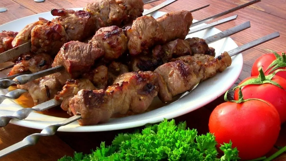 Consider calories: how to cook diet shish kebab