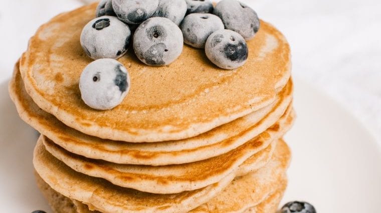 10 razên pancakes bêkêmahî