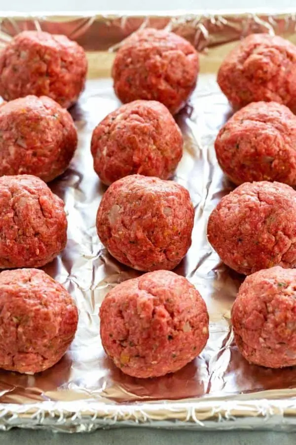 Beef, minced meatballs, 70% lean meat / 30% fat, pan fried