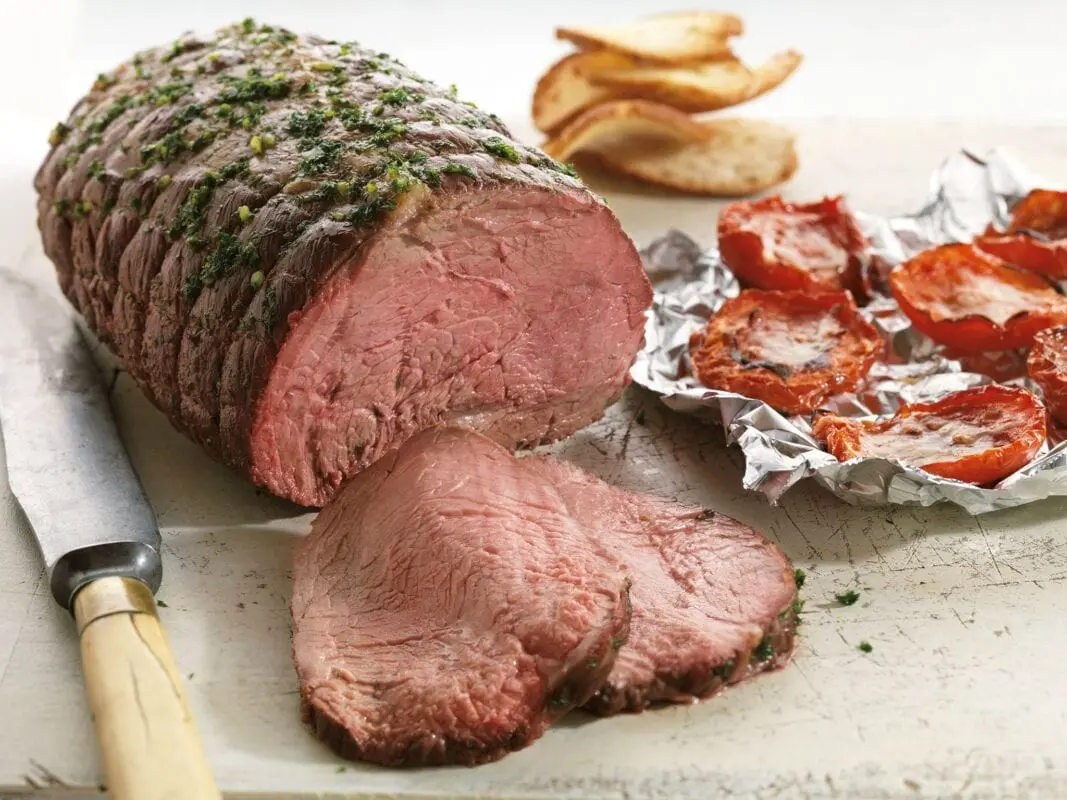 Beef, roast top, steak, meat with fat removed to 0 ″, grilled