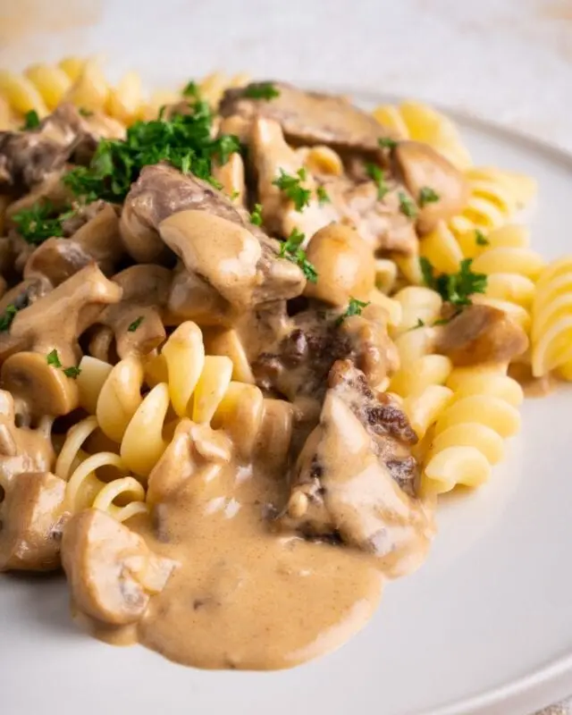 Beef Stroganoff recipe. Calorie, chemical composition and nutritional value.