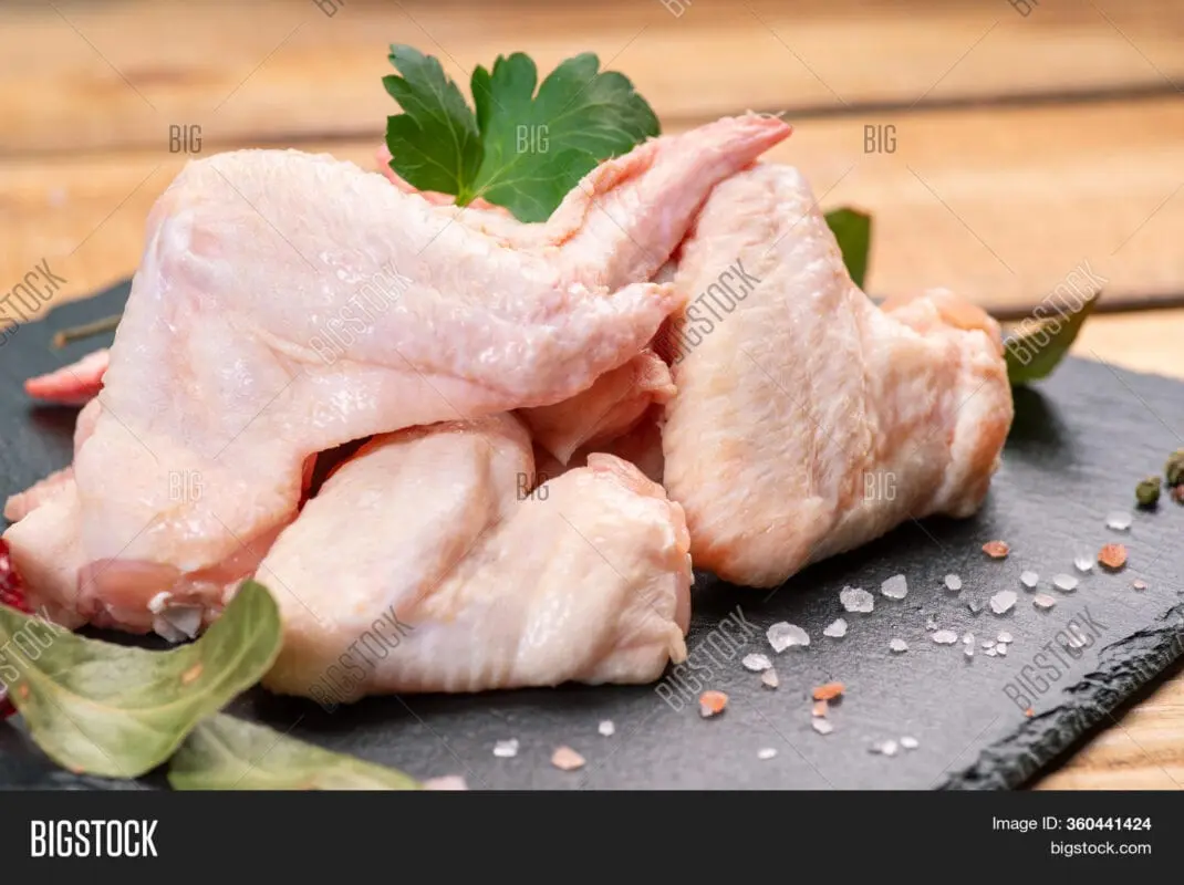 Calorie Chicken briquette, frozen, cooked. Chemical composition and nutritional value.