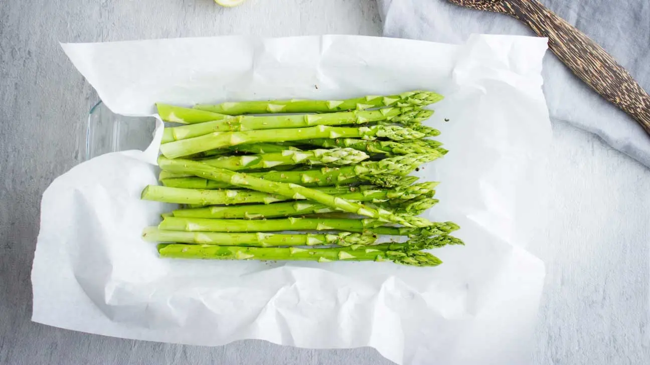 Calorie content Asparagus, raw. Chemical composition and nutritional value.