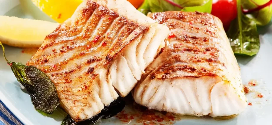 Calorie content Atlantic pollock cooked in the heat. Chemical composition and nutritional value.