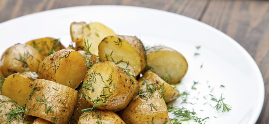 Calorie content Boiled potatoes in their skins (in their skins), with salt. Chemical composition and nutritional value.
