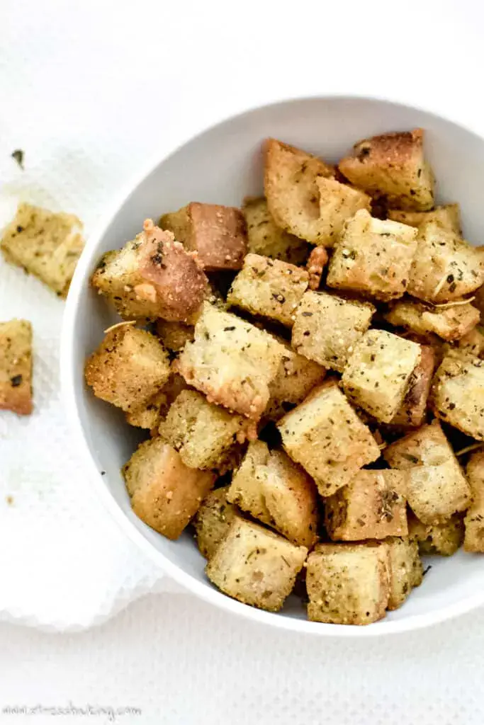 Calorie content Bread croutons, corn flour, dry mix. Chemical composition and nutritional value.