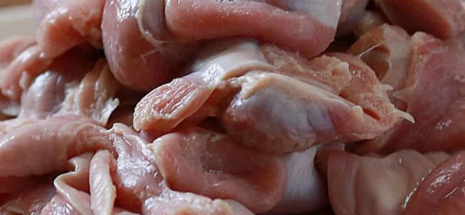 Calorie content Chicken stomachs, cooked over low heat. Chemical composition and nutritional value.