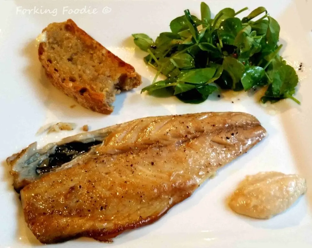 Calorie content Cold smoked mackerel. Chemical composition and nutritional value.