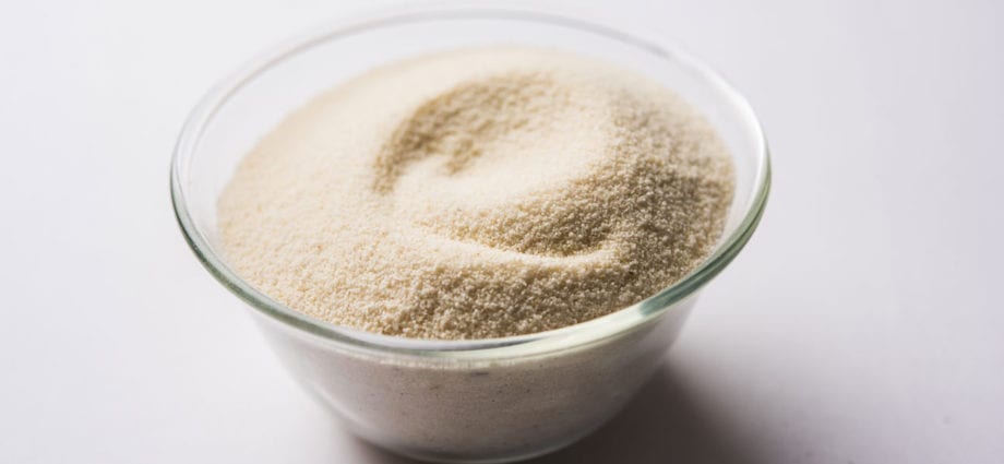 卡路里含量棉花，粗面粉，部分脱脂（不含棉酚）。 化学成分和营养价值。