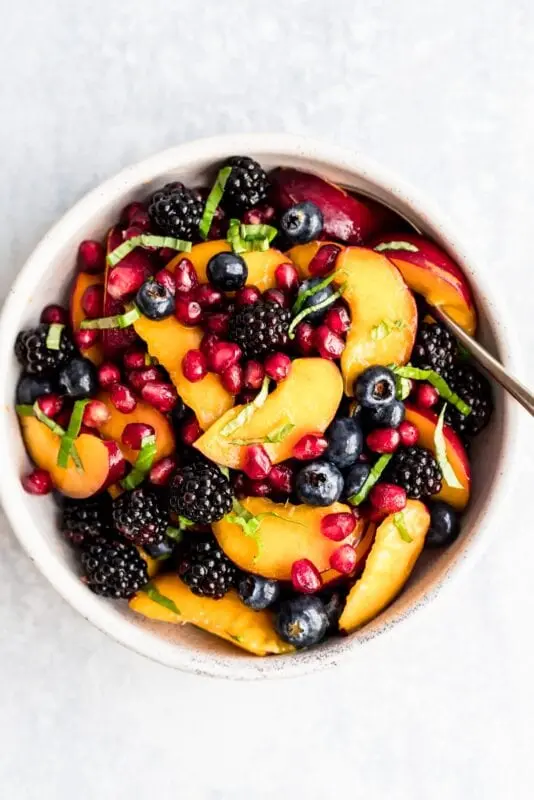 Calorie content Fruit salad (peach, pear, apricot, pineapple and cherry), canned in its own juice. Chemical composition and nutritional value.