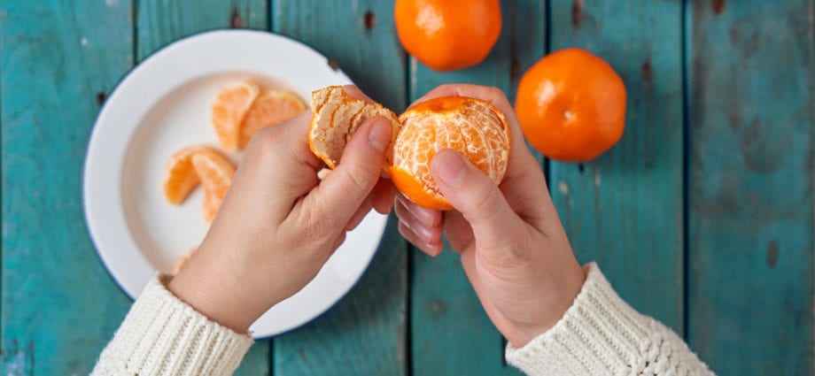 Calorie content of Clementine. Chemical composition and nutritional value.