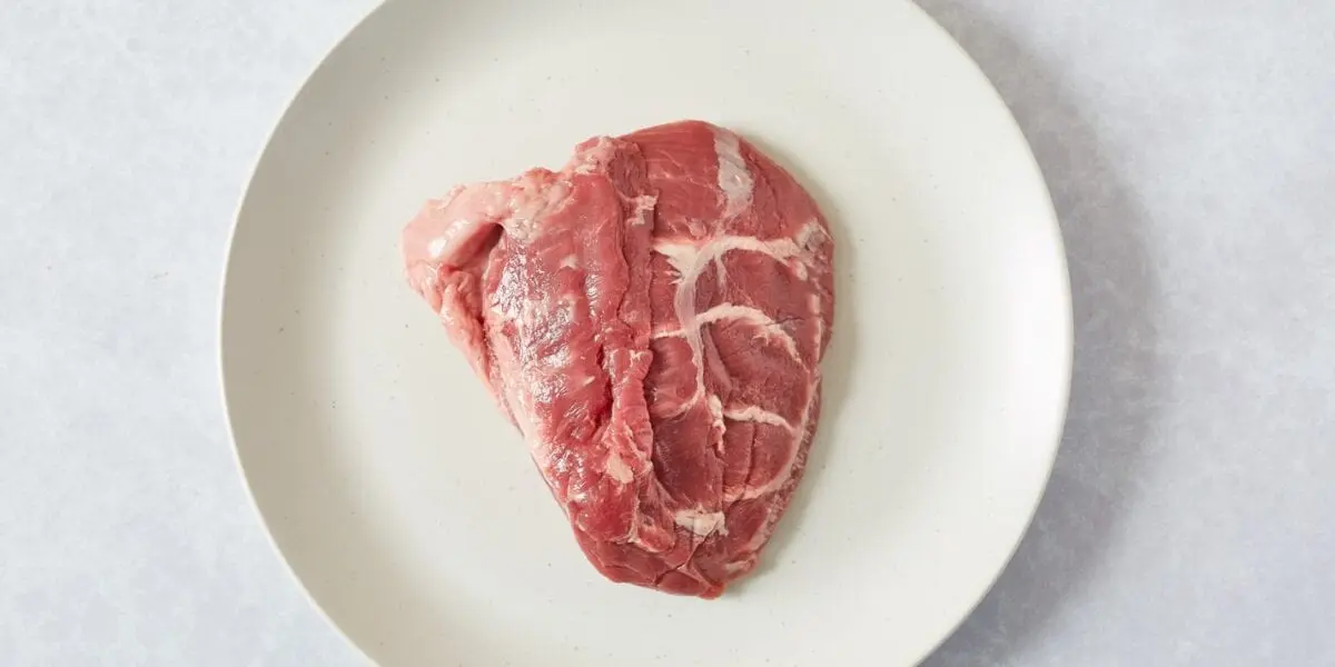 Calorie content Pork cheek (cheeks, bucks). Chemical composition and nutritional value.
