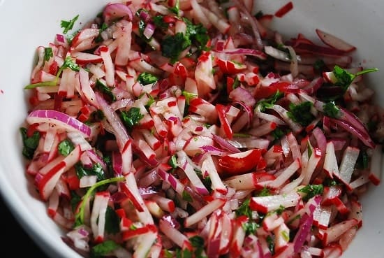 Calorie content Radish salad 1-64. Chemical composition and nutritional value.