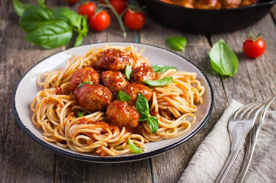 Calorie content Spaghetti, with meatballs (meat balls), canned. Chemical composition and nutritional value.