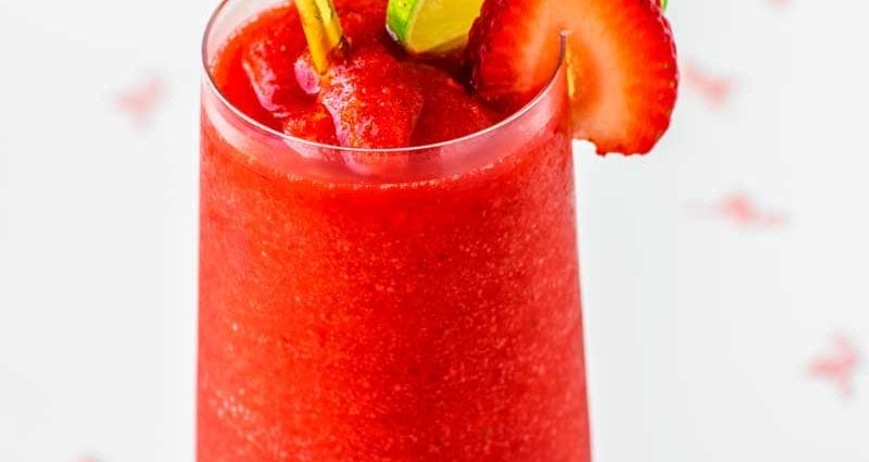 Calorie Daiquiri prepared according to the recipe. Chemical composition and nutritional value.