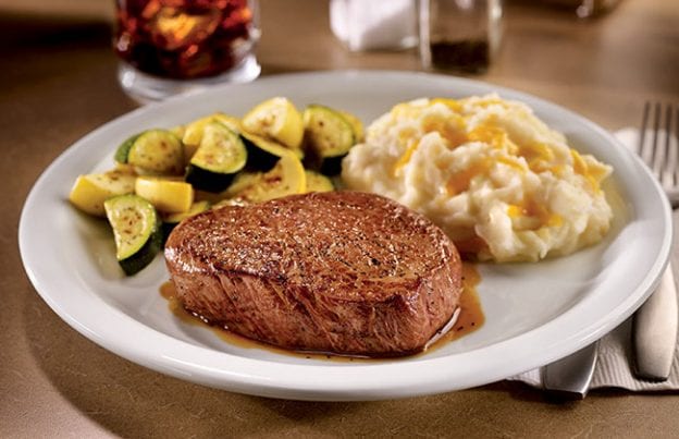 Calorie DENNY'S, fillet steak. Komposisi kimia dan nilai pemakanan.