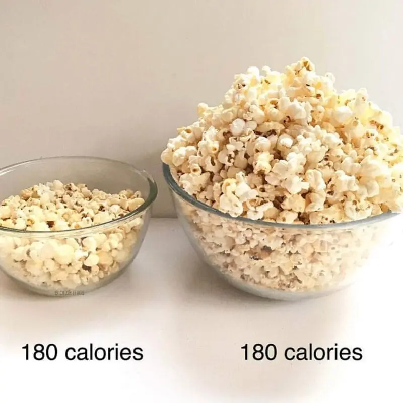 Calorie Popcorn made with oil and salt. Chemical composition and nutritional value.