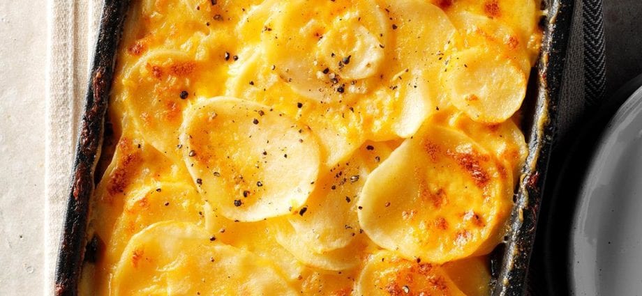 Gratin de pommes de terre Calorie, recette maison avec ajout de margarine. Composition chimique et valeur nutritionnelle.