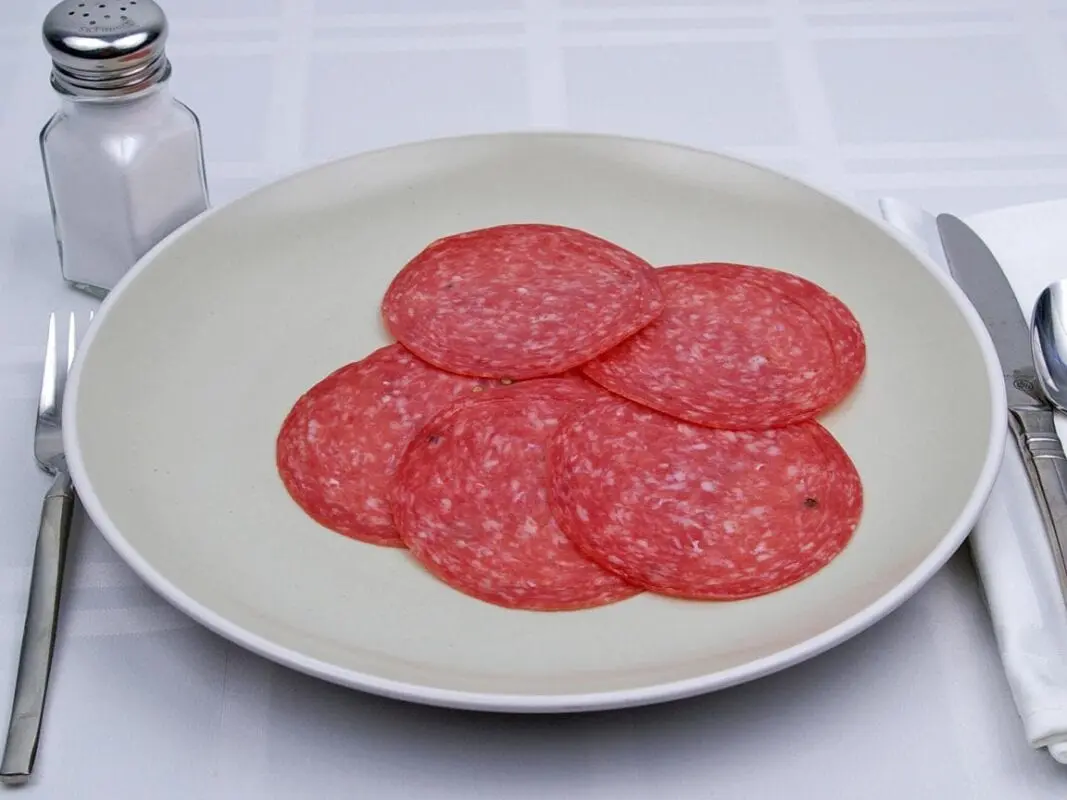 Calorie Salami, dry or hard, pork. Chemical composition and nutritional value.